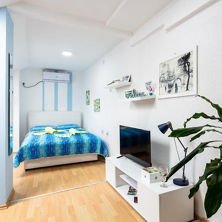 Sb Centar Apartmani Ni Kültér fotó