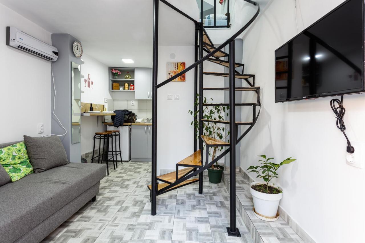 Sb Centar Apartmani Ni Kültér fotó