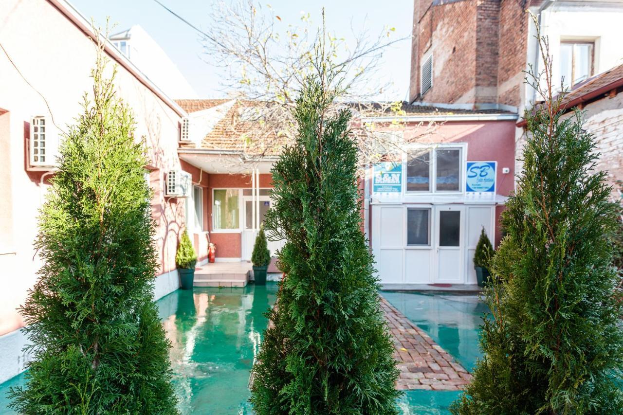 Sb Centar Apartmani Ni Kültér fotó